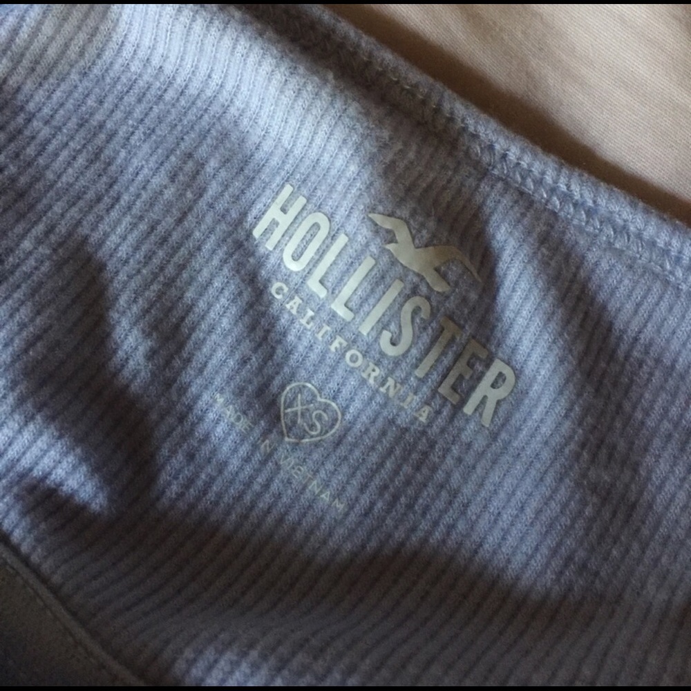 LOT OF 3 XS Hollister & GAP Tops - Picture 14 of 14